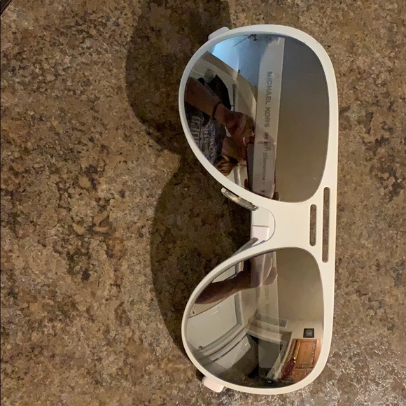 Michael Kors Sunglasses - Picture 2 of 5
